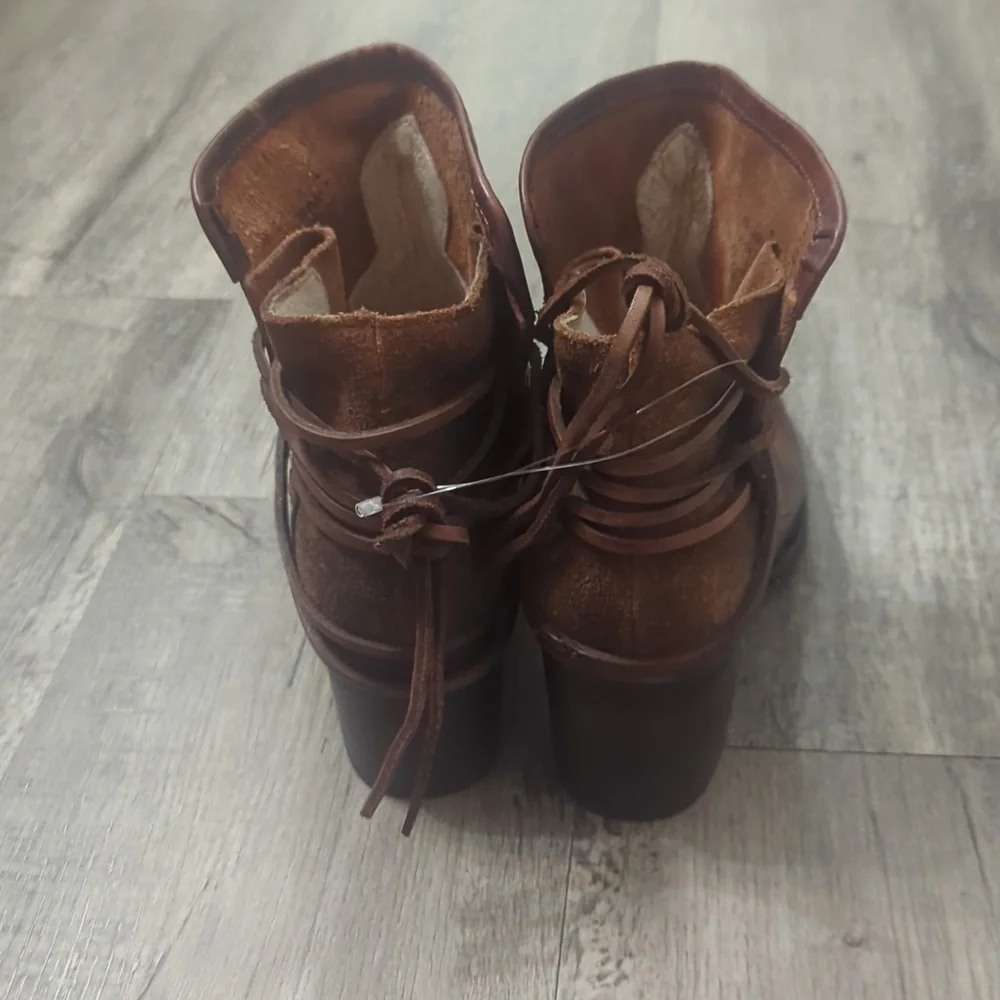 Freebird Casey Boots - Picture 6 of 12